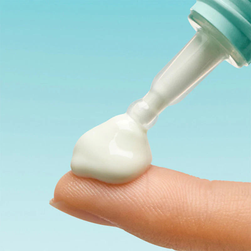 SPF50+ PA++++ com centella, niacinamida e HA
→ Proteção avançada com benefícios de skincare