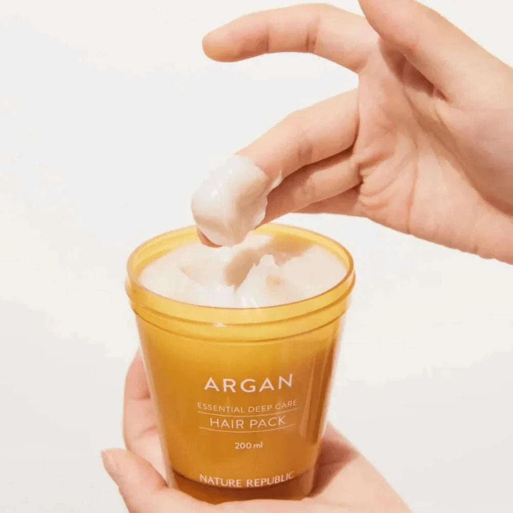 Argan Essential Moisture Repairing Hair Mask Nature Republic  Glowthie