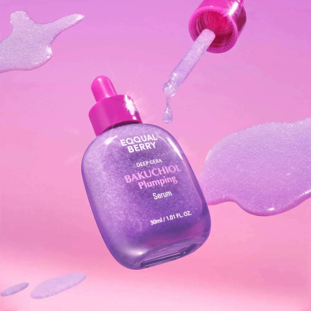 Uma embalagem roxa do **EQUAL BERRY Bakuchiol Plumping Serum**, com letras cor-de-rosa e uma tampa com conta-gotas. O frasco contém **30 ml** de produto.