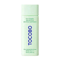 Frasco verde claro de Tocobo Cica Calming Sun Serum com tampa