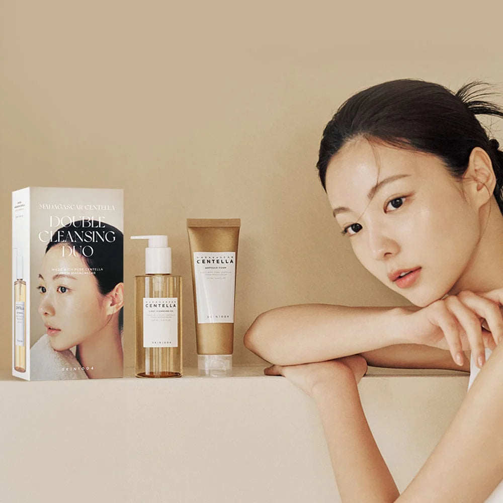 Imagem do conjunto SKIN1004 Double Cleansing Duo com óleo e espuma.
