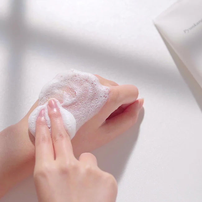 Pyungkang Yul Cleansing Foam embalagem — limpeza suave para o rosto. Disponível na Glowthie – loja de cosmética coreana em Portugal