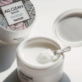  All Clean Balm e espátula para aplicação. Disponível na Glowthie – loja de cosmética coreana em Portugal.