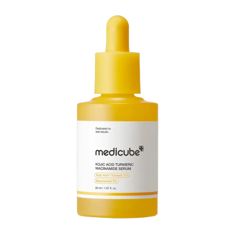 Medicube Kojic Acid Turmeric Niacinamide Serum frasco em fundo branco