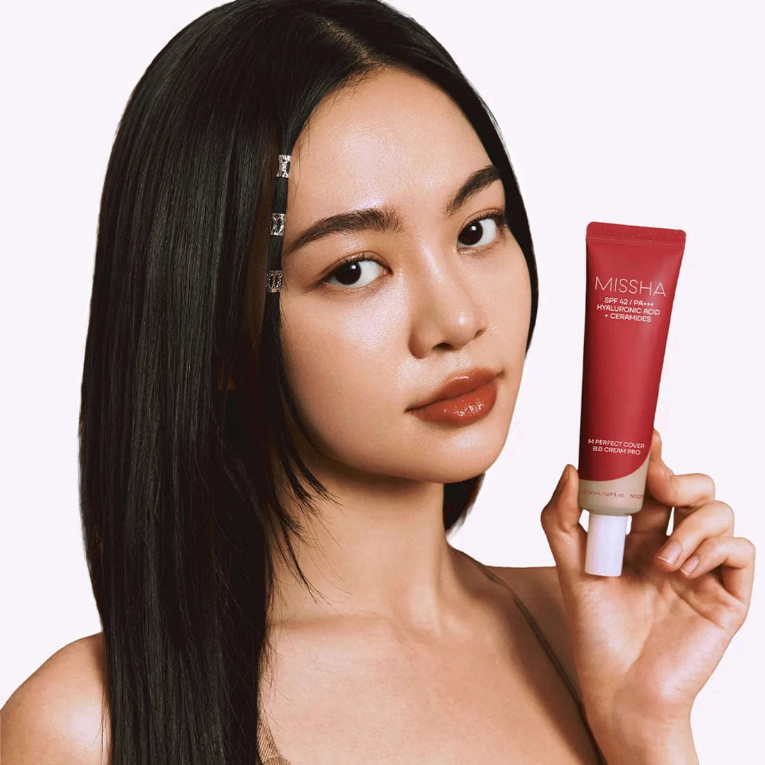 Perfect Cover BB Cream pro FPS 42 em fundobranco. base bb cream maquilhagem coreana