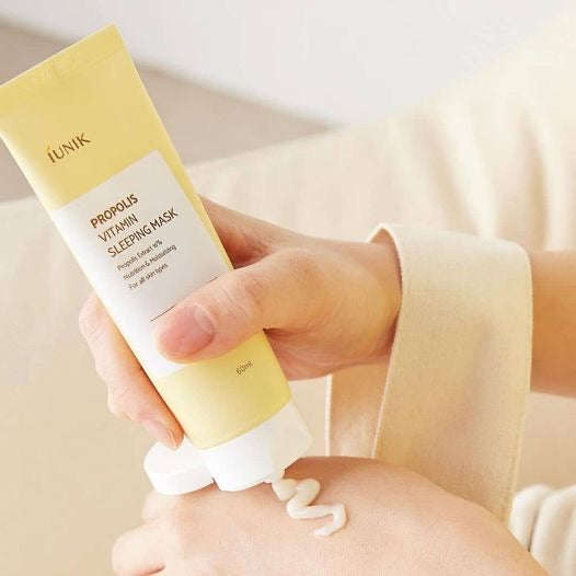 Propolis Vitamin Sleeping Mask Iunik  Glowthie