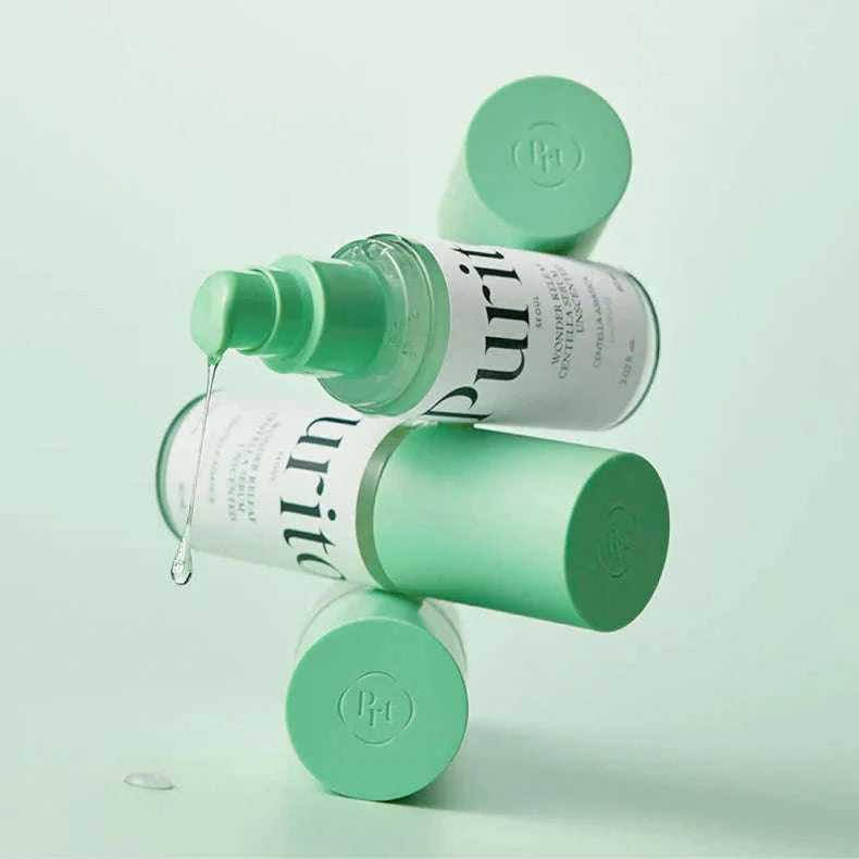 Embalagem minimalista do PURITO Wonder Releaf Serum, fórmula vegana e cruelty free. Disponível na Glowthie – loja de cosmética coreana em Portugal
